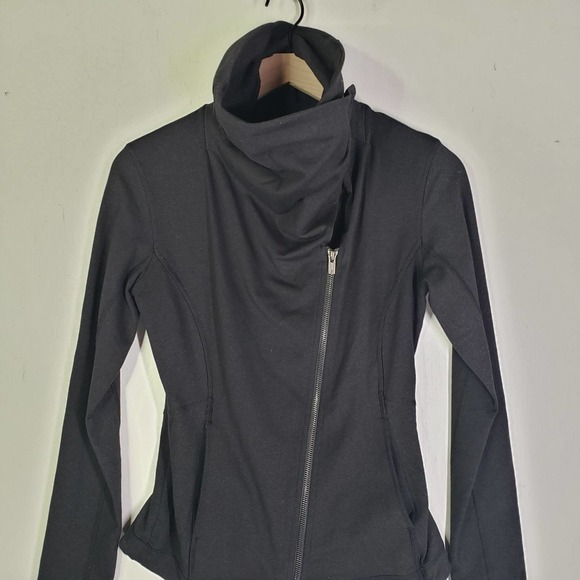 Lucy‎ Hatha Flow Zip Up Asymmetrical Cowl Neck Jacket XS Charcoal Grey - Picture 5 of 9